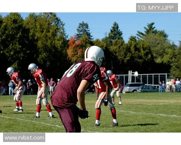 国外足球明星挑战视频大比拼谁能在极限运动中脱颖而出